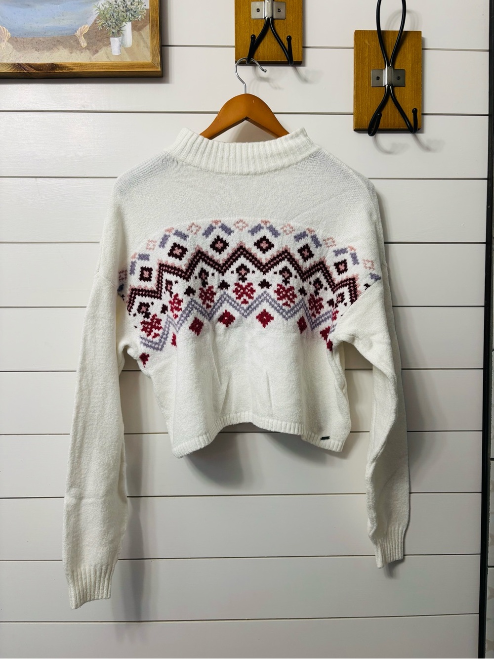 Hollister White Cropped Fair Isle Turtleneck Sweater with Red Accents
